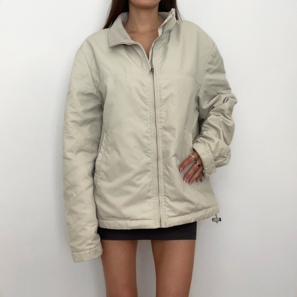 Zara light beige waterproof zip through bomber jacket 🤍 - Picture 3 of 10